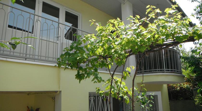 Гостиница Guest house Pionerskaya 42 Алушта-32